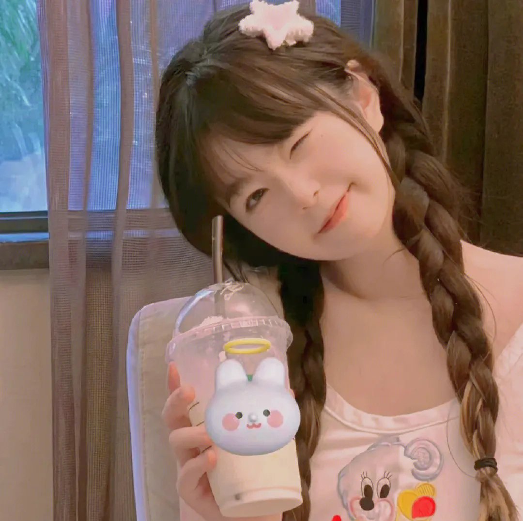 总裁夫人别太低调